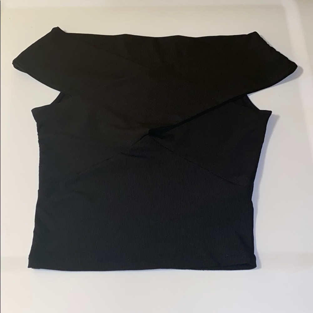 ZARA size small Black crop top